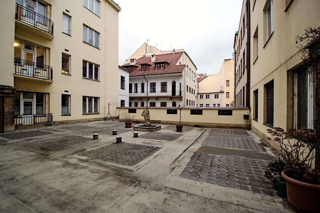 Champagne Studio With Sauna Prag Exteriör bild